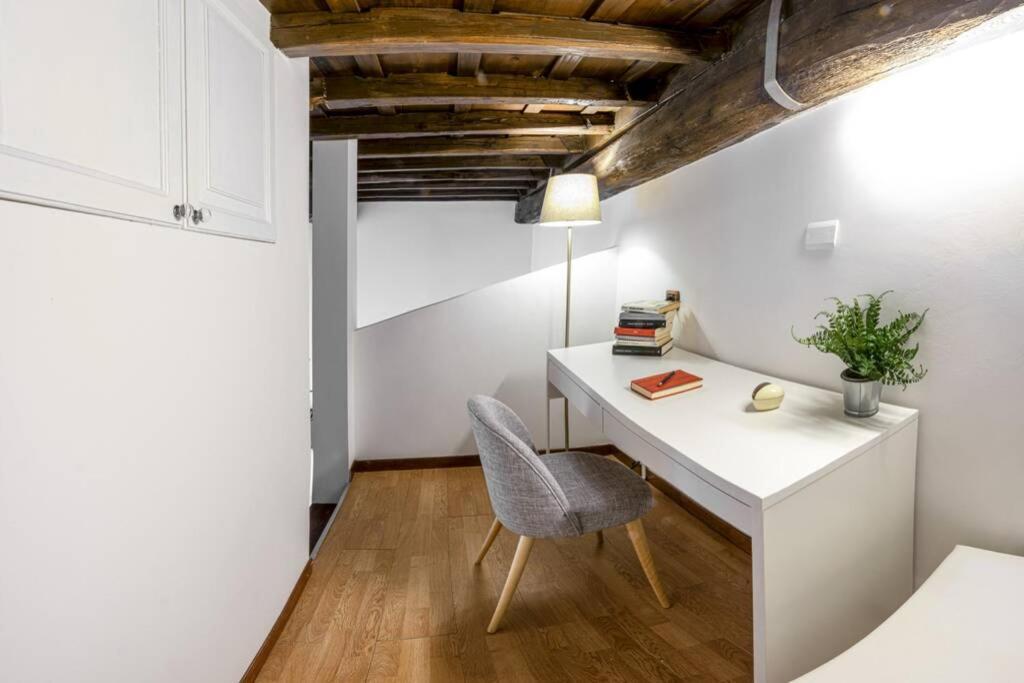 Chiara'S Place At Pantheon - Your Apt In Rome Exterior photo