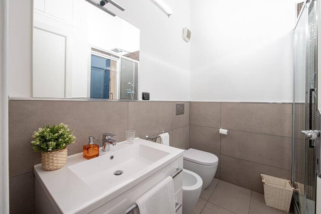 Chiara'S Place At Pantheon - Your Apt In Rome Exterior photo